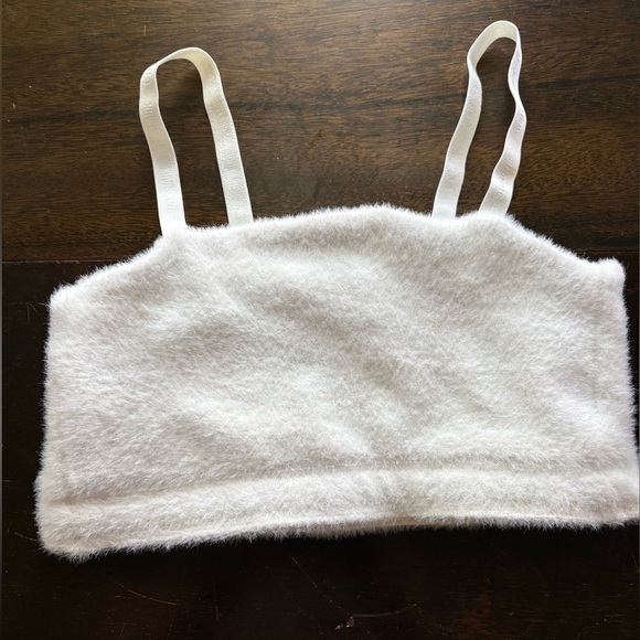 Gymshark Other - GYMSHARK X WHITNEY SIMMONS fuzzy sports bra top
